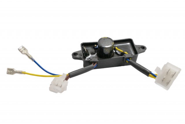 AVR 2KW model pătrat 8 fire (250v 470uf)