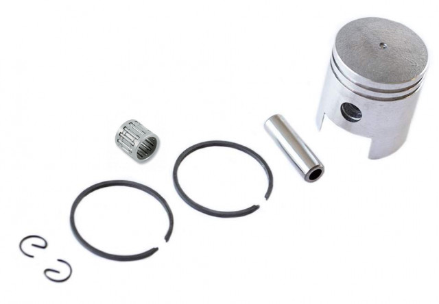 Atomizor chinezesc cu piston 40F